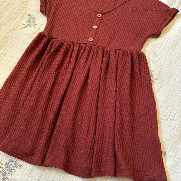 XS short sleeved rust color dress - babydoll dress with buttons - Picture 5 of 13